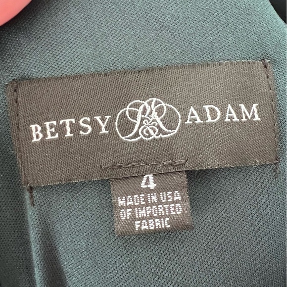 Betsy and Adam Shoulder Ruffle Sheath Scuba Dress in Green size 4 - Picture 4 of 15